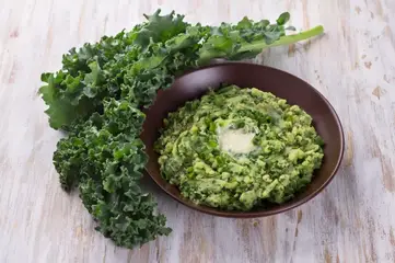 preparing kale