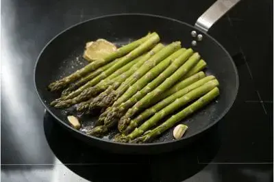 baking green asparagus