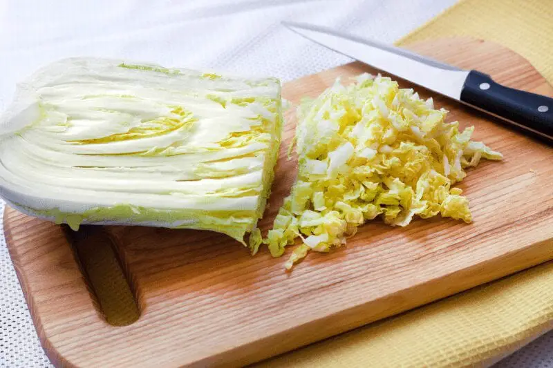 cutting chinese cabbage