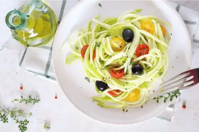 zucchini pasta salad